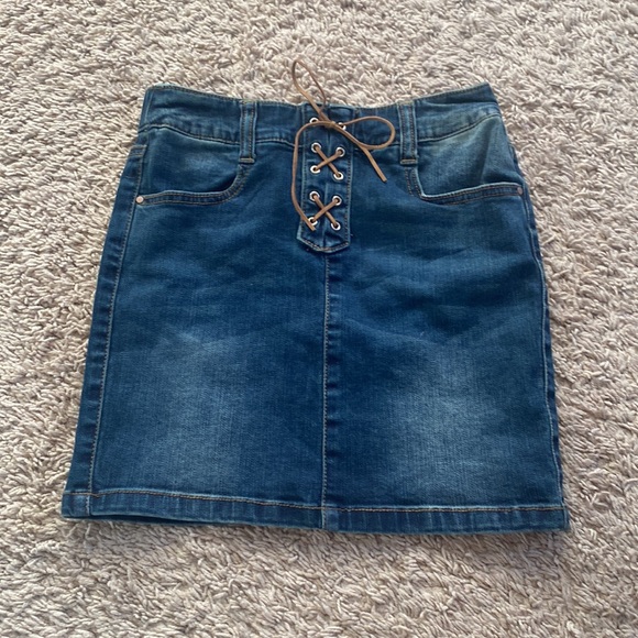 girls skirts - Picture 3 of 6